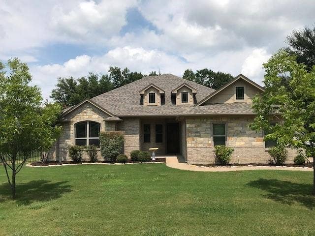 Property photo for 1812 Rockview Drive, Granbury, TX