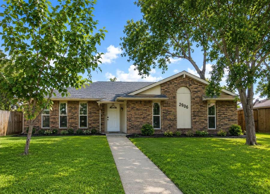 Property photo for 2906 Peppertree Place, Plano, TX