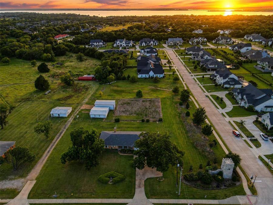 Property photo for 1117 Laurence Drive, Heath, TX