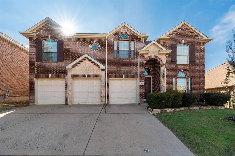 Property photo for 213 Palomino Court, Celina, TX