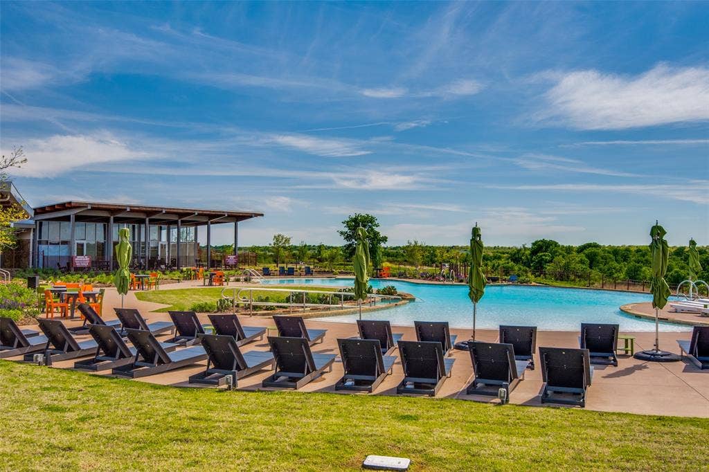 1432 Monarch Trail, Northlake, TX 76226 Canyon Falls community features