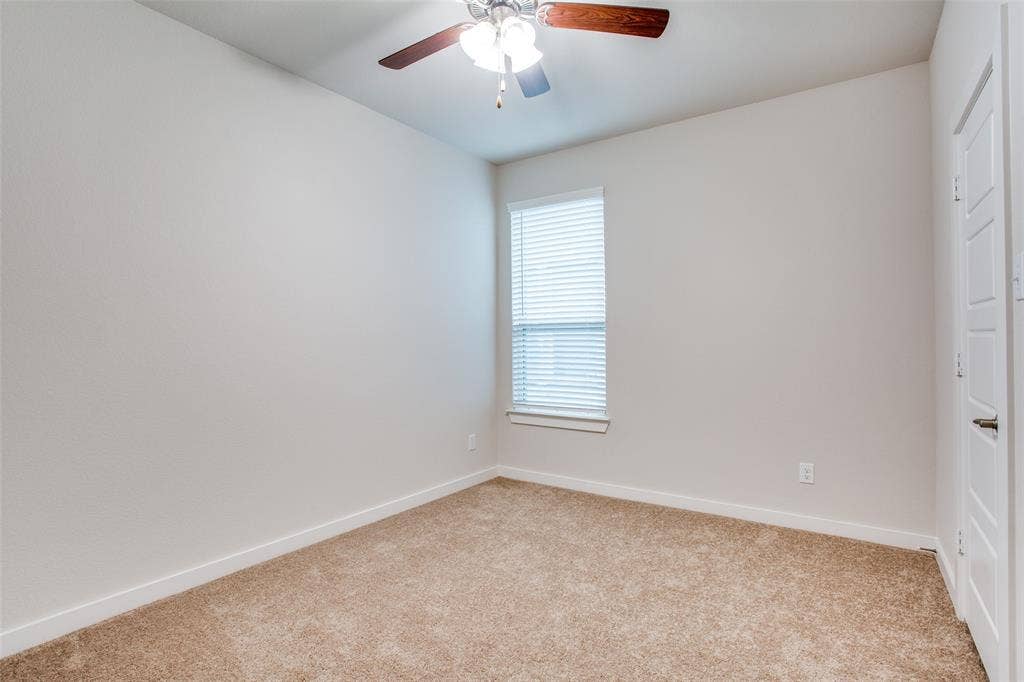1432 Monarch Trail, Northlake, TX 76226 Guest suite has a private bath