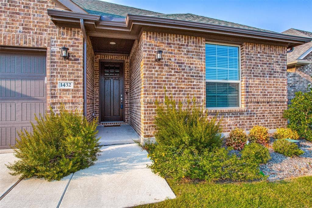 1432 Monarch Trail, Northlake, TX 76226 Lovely covered front porch entry