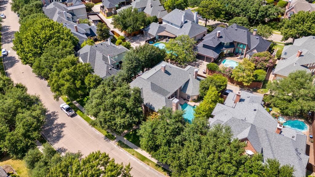 5021 Charles Place, Plano, TX 75093 5021 Charles Place, Plano, TX 75093