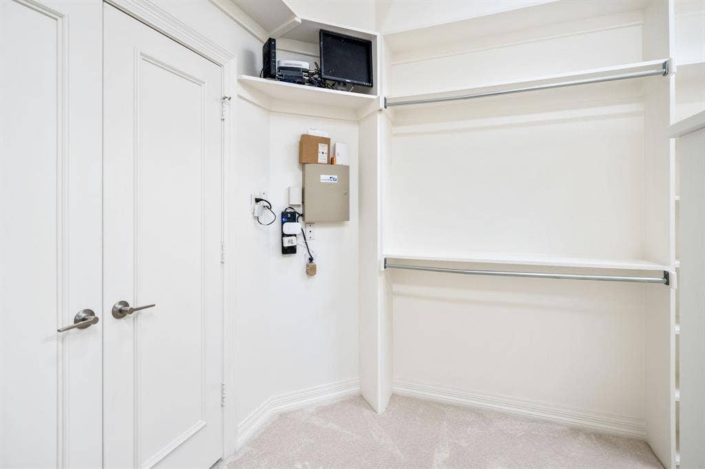 5021 Charles Place, Plano, TX 75093 5021 Charles Place, Plano, TX 75093