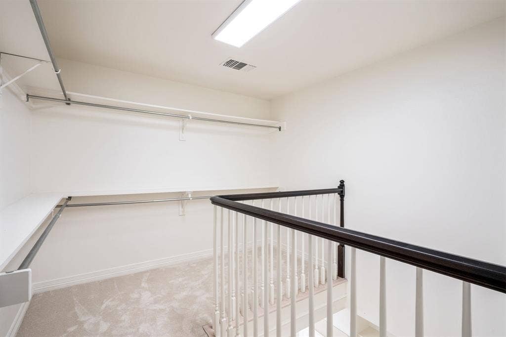 5021 Charles Place, Plano, TX 75093 5021 Charles Place, Plano, TX 75093
