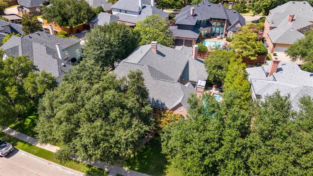 5021 Charles Place, Plano, TX 75093 5021 Charles Place, Plano, TX 75093