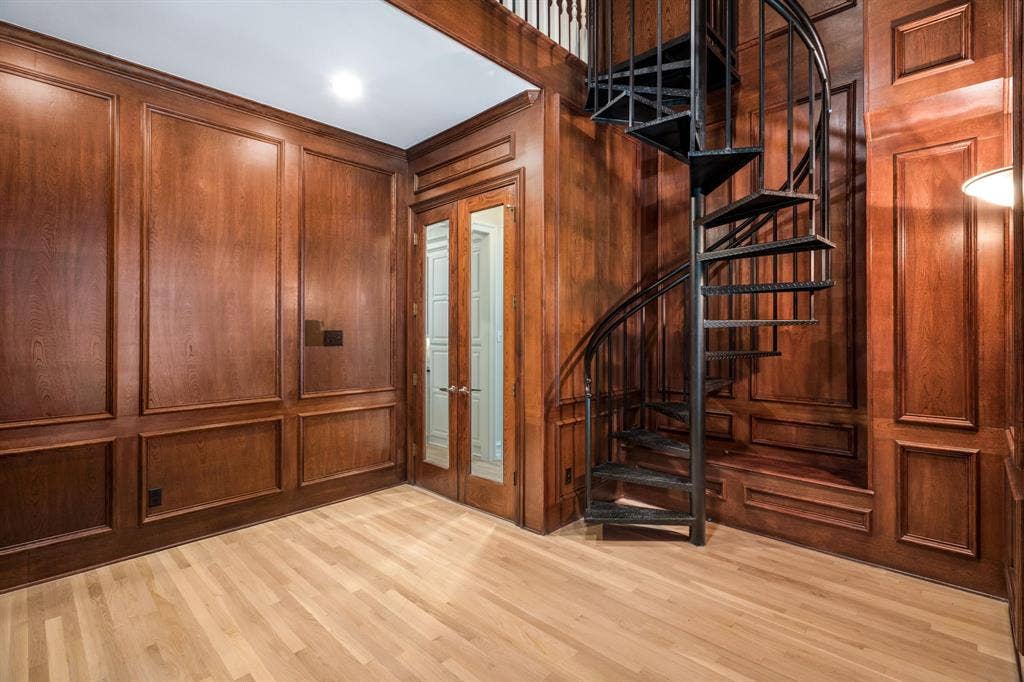 5021 Charles Place, Plano, TX 75093 5021 Charles Place, Plano, TX 75093
