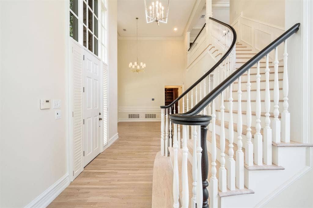 5021 Charles Place, Plano, TX 75093 5021 Charles Place, Plano, TX 75093
