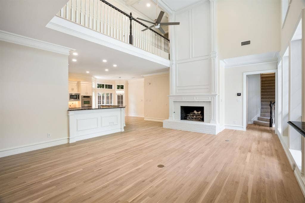 5021 Charles Place, Plano, TX 75093 5021 Charles Place, Plano, TX 75093