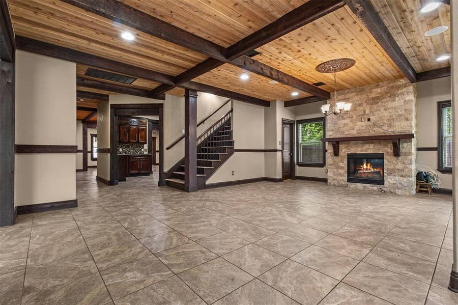 Property photo for 3030 Weisenberger Drive, Dallas, TX