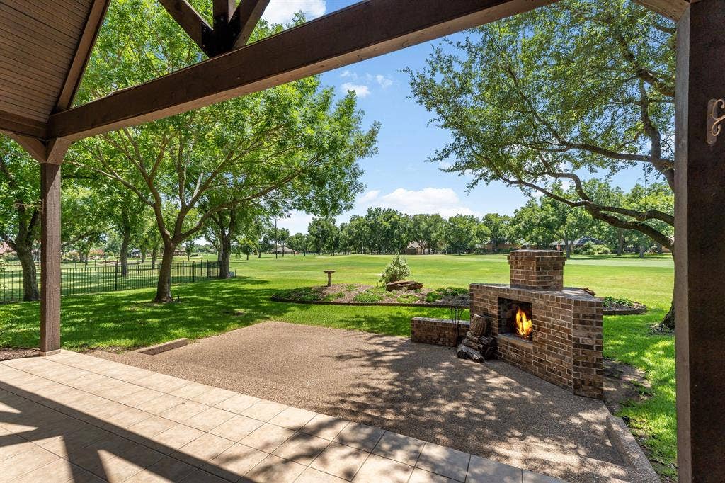5809 Nutcracker Drive, Granbury, TX 76049 5809 Nutcracker Drive, Granbury, TX 76049