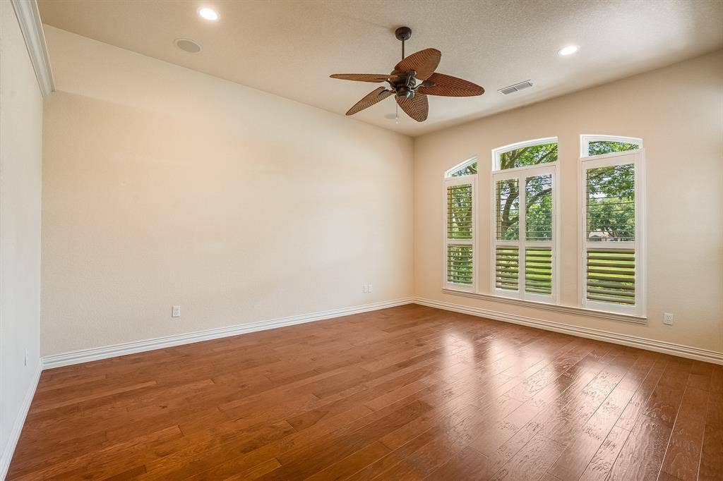 5809 Nutcracker Drive, Granbury, TX 76049 Level 1