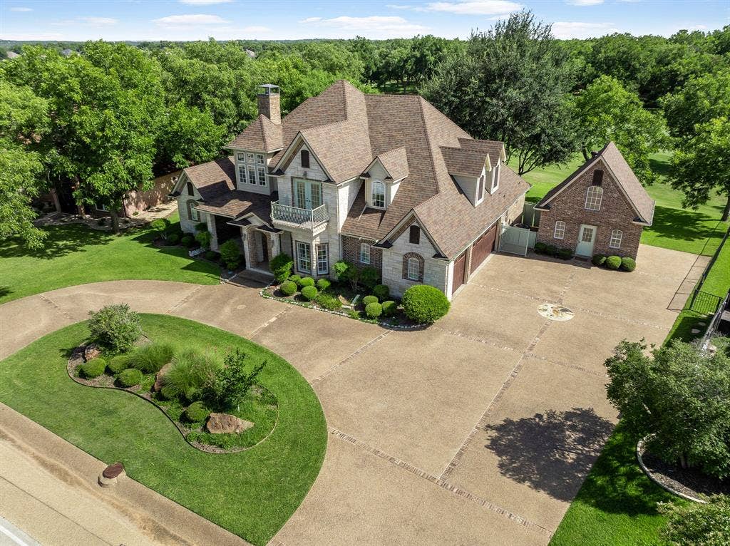 5809 Nutcracker Drive, Granbury, TX 76049 5809 Nutcracker Drive, Granbury, TX 76049