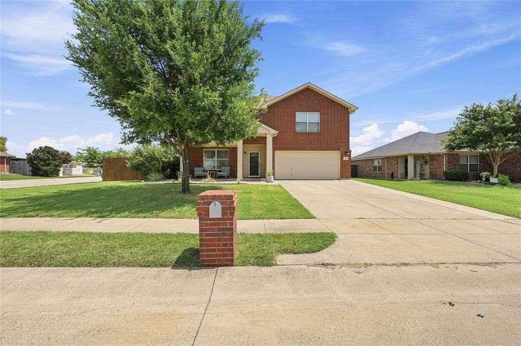 212 Cheyenne Drive, Waxahachie, TX 75165 212 Cheyenne Drive, Waxahachie, TX 75165