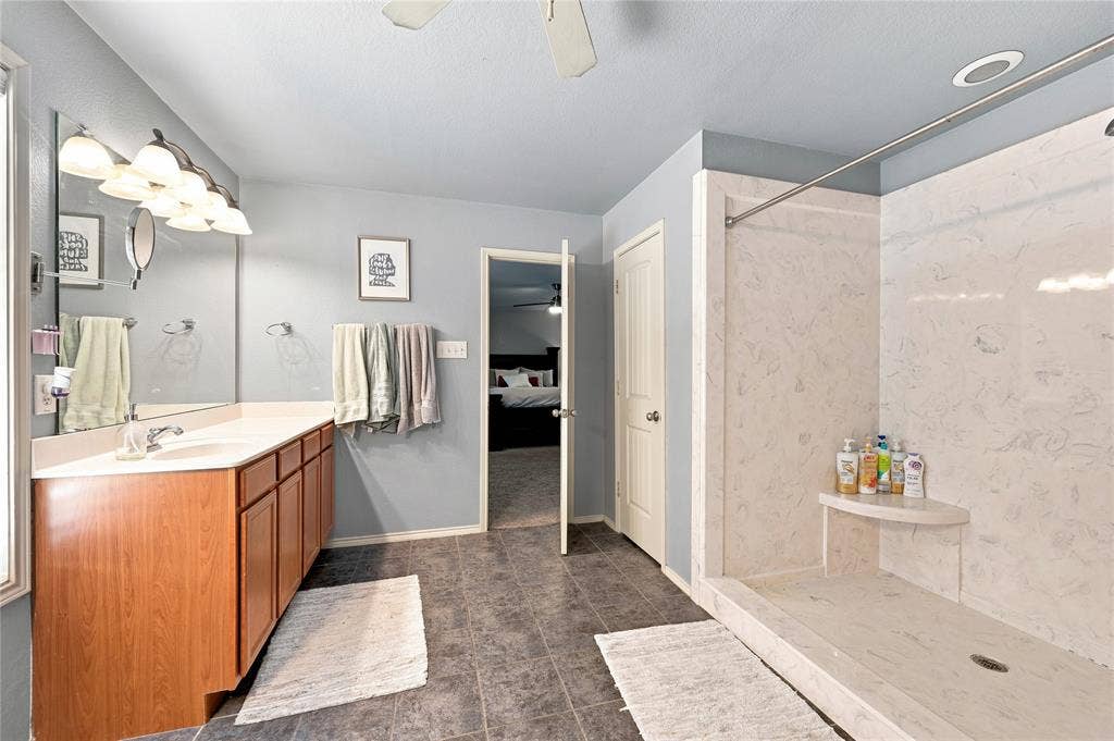 212 Cheyenne Drive, Waxahachie, TX 75165 212 Cheyenne Drive, Waxahachie, TX 75165