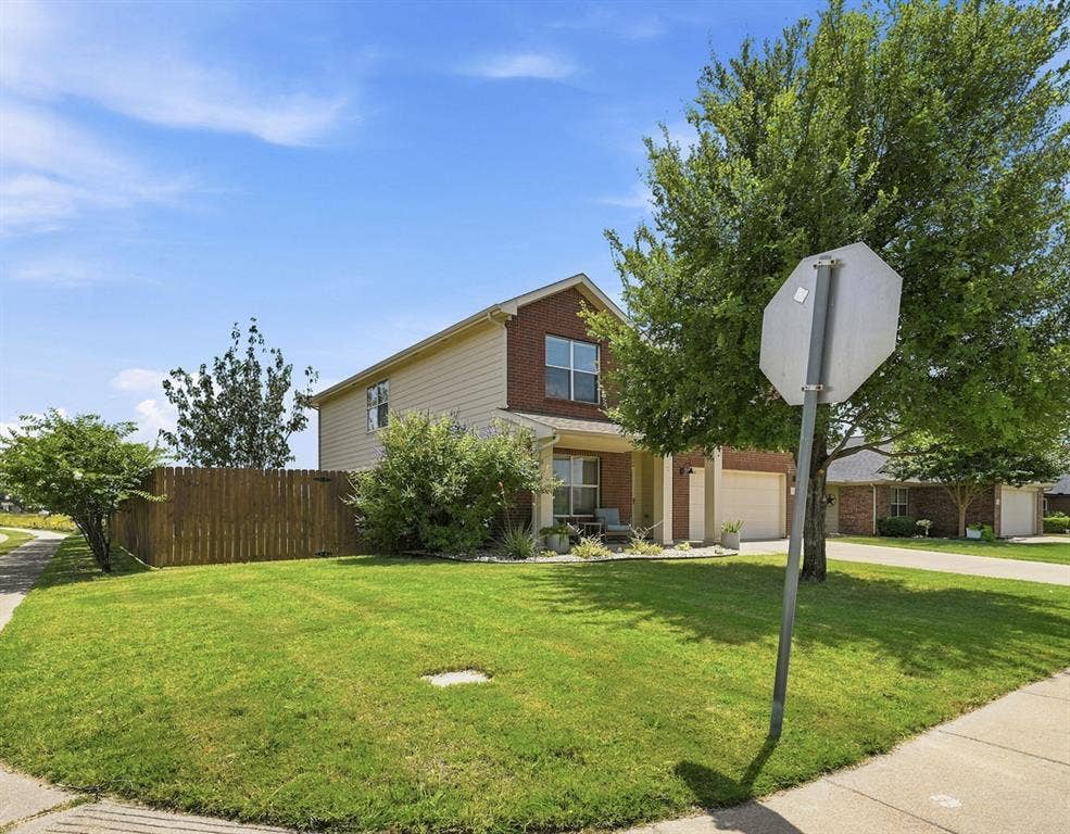 212 Cheyenne Drive, Waxahachie, TX 75165 212 Cheyenne Drive, Waxahachie, TX 75165