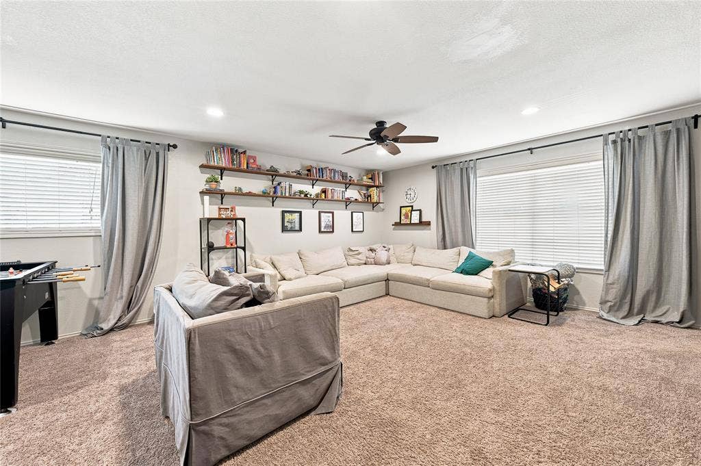 212 Cheyenne Drive, Waxahachie, TX 75165 212 Cheyenne Drive, Waxahachie, TX 75165