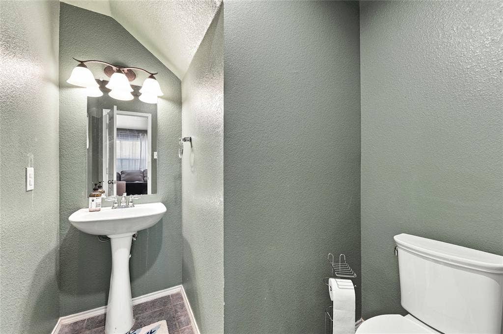 212 Cheyenne Drive, Waxahachie, TX 75165 212 Cheyenne Drive, Waxahachie, TX 75165