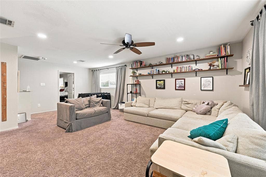 212 Cheyenne Drive, Waxahachie, TX 75165 212 Cheyenne Drive, Waxahachie, TX 75165