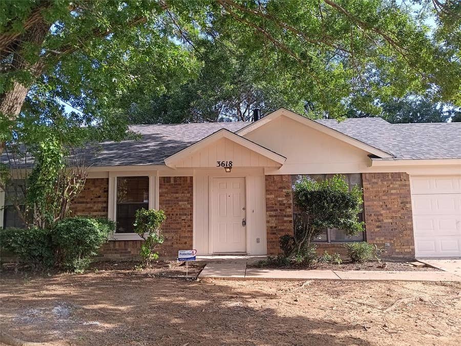 Property photo for 3618 Wentworth Drive, Arlington, TX