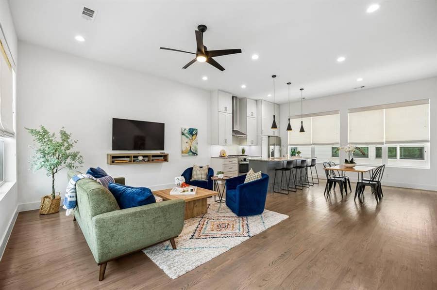 Property photo for 5811 Lindell Avenue, #102, Dallas, TX