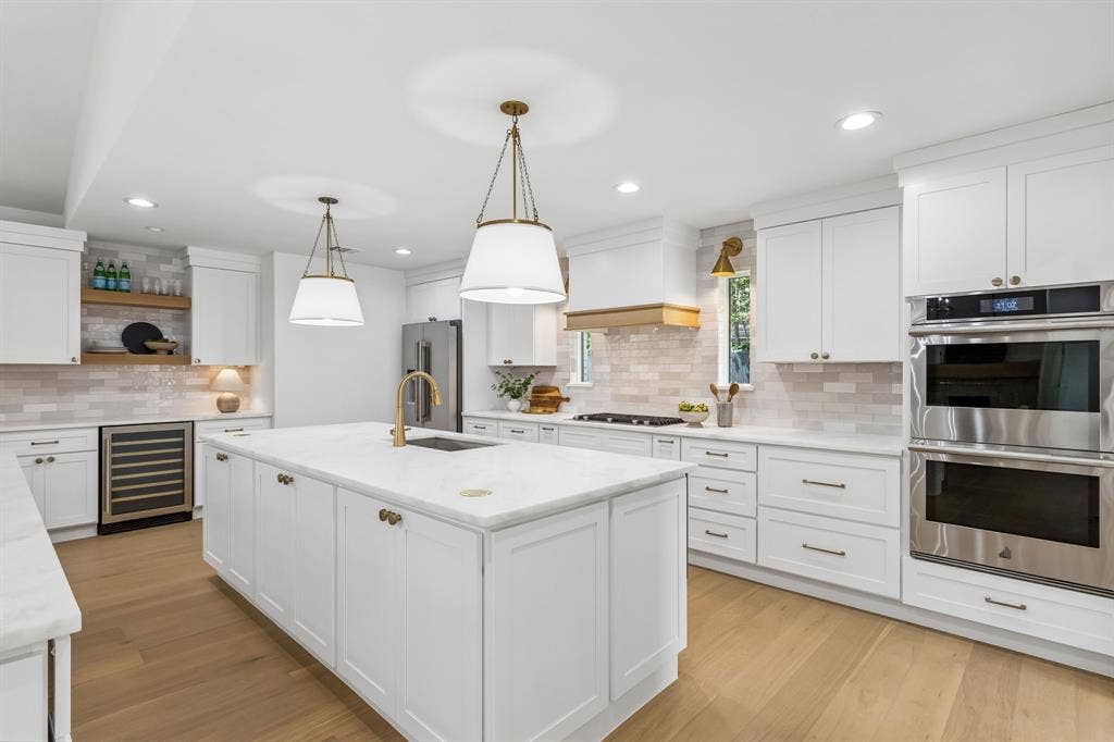 7124 Meadow Road, Dallas, TX 75230 Two ovens,two islands,two beverage refrigerators