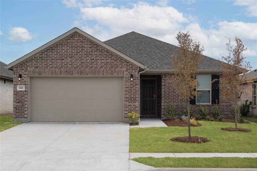 Property photo for 1601 Gulin Street, Royse City, TX