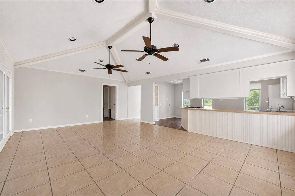 600 Terrace Drive, DeSoto, TX 75115 600 Terrace Drive, DeSoto, TX 75115