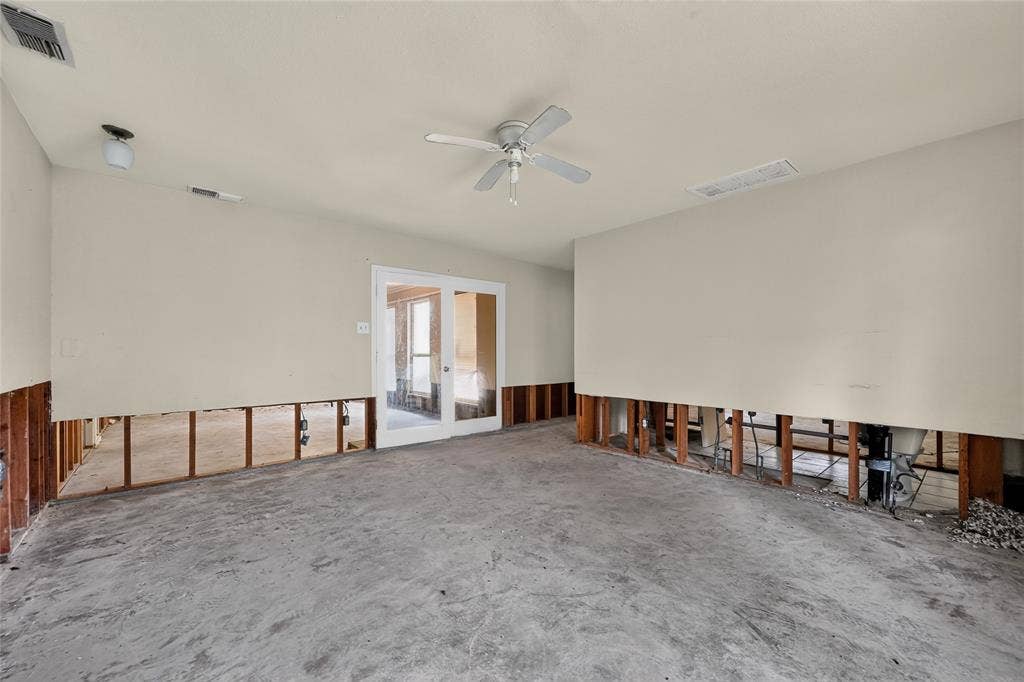 600 Terrace Drive, DeSoto, TX 75115 600 Terrace Drive, DeSoto, TX 75115