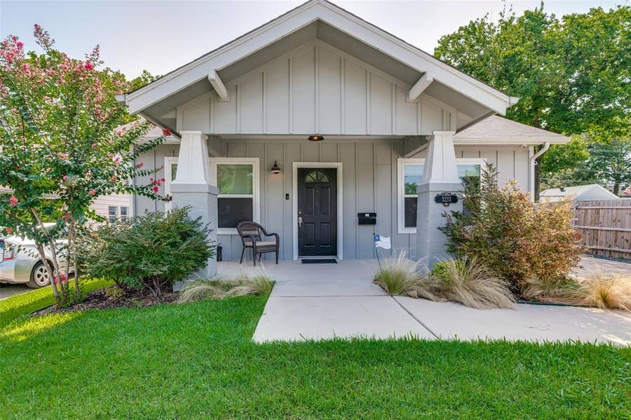 Property photo for 3233 Lubbock Avenue, Fort Worth, TX
