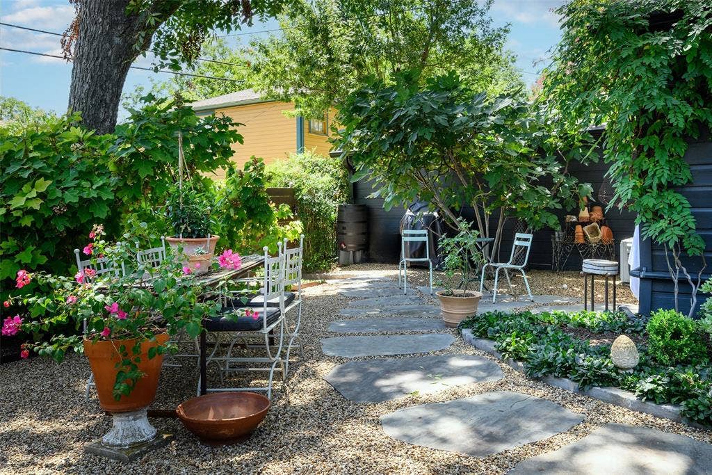 1144 N Windomere Avenue, Dallas, TX 75208 Backyard