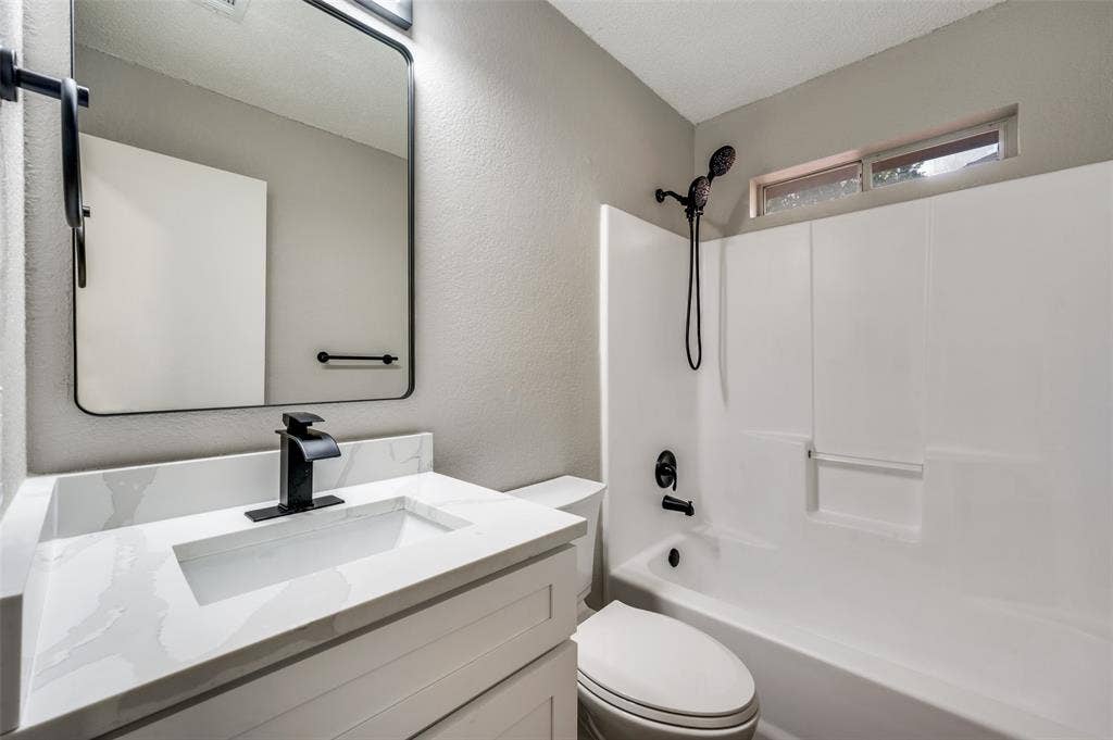 2238 Arroyo Avenue, Dallas, TX 75219 2238 Arroyo Avenue, Dallas, TX 75219
