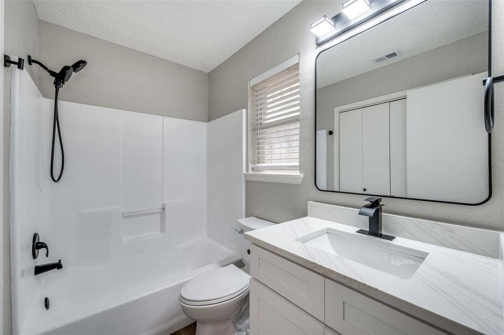 2238 Arroyo Avenue, Dallas, TX 75219 2238 Arroyo Avenue, Dallas, TX 75219