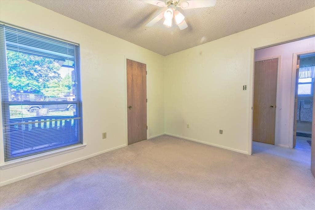 212 Cindy Street S, Keller, TX 76248