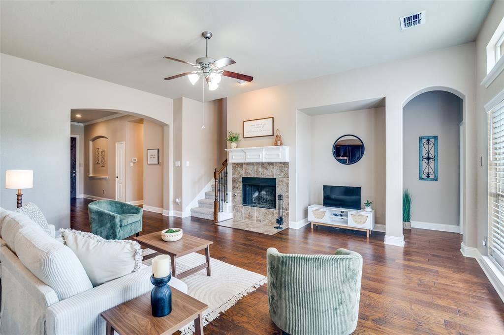 619 Louder Way, Fate, TX 75087