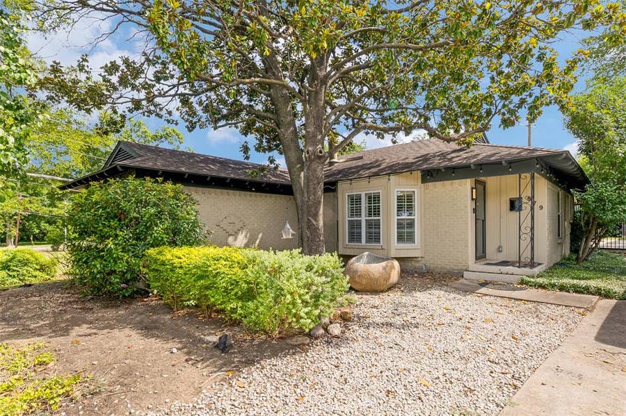Property photo for 879 Peavy Road, Dallas, TX