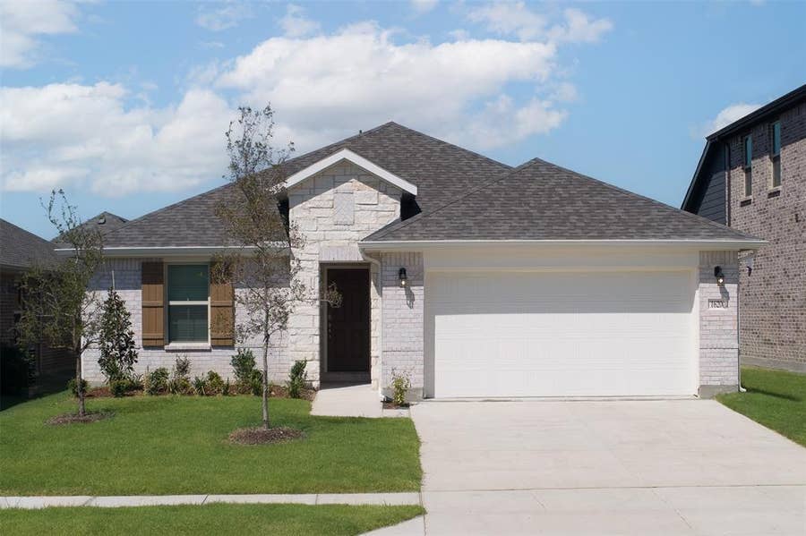 Property photo for 1620 Calanques Street, Royse City, TX