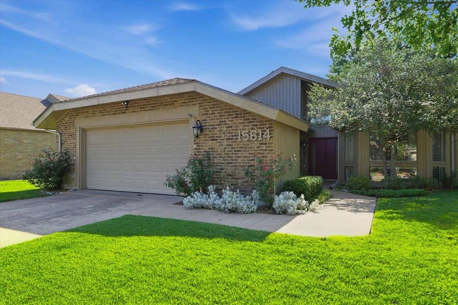 Property photo for 15614 Ranchita Drive, Dallas, TX