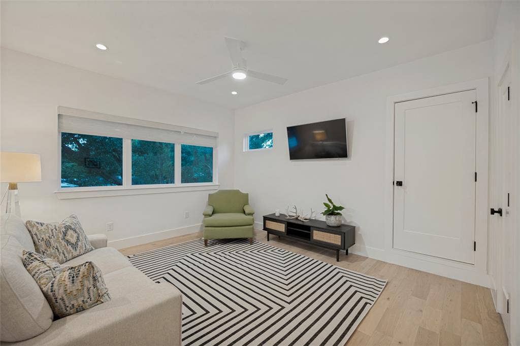 8610 Angora Street, Dallas, TX 75218