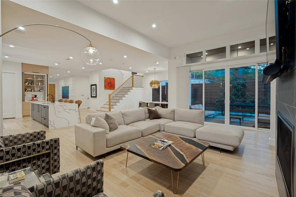 8610 Angora Street, Dallas, TX 75218