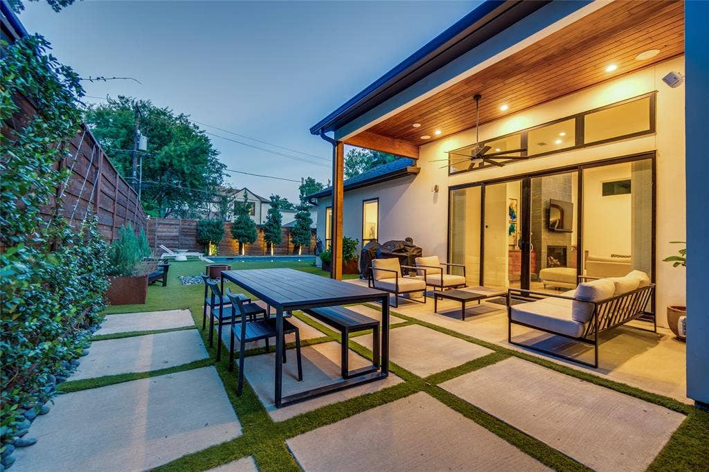 8610 Angora Street, Dallas, TX 75218