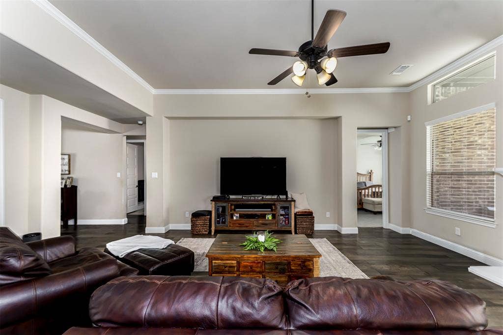 606 Lonesome Dove Drive, Midlothian, TX 76065 606 Lonesome Dove Drive, Midlothian, TX 76065