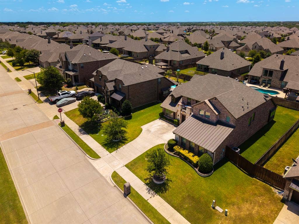 606 Lonesome Dove Drive, Midlothian, TX 76065 606 Lonesome Dove Drive, Midlothian, TX 76065
