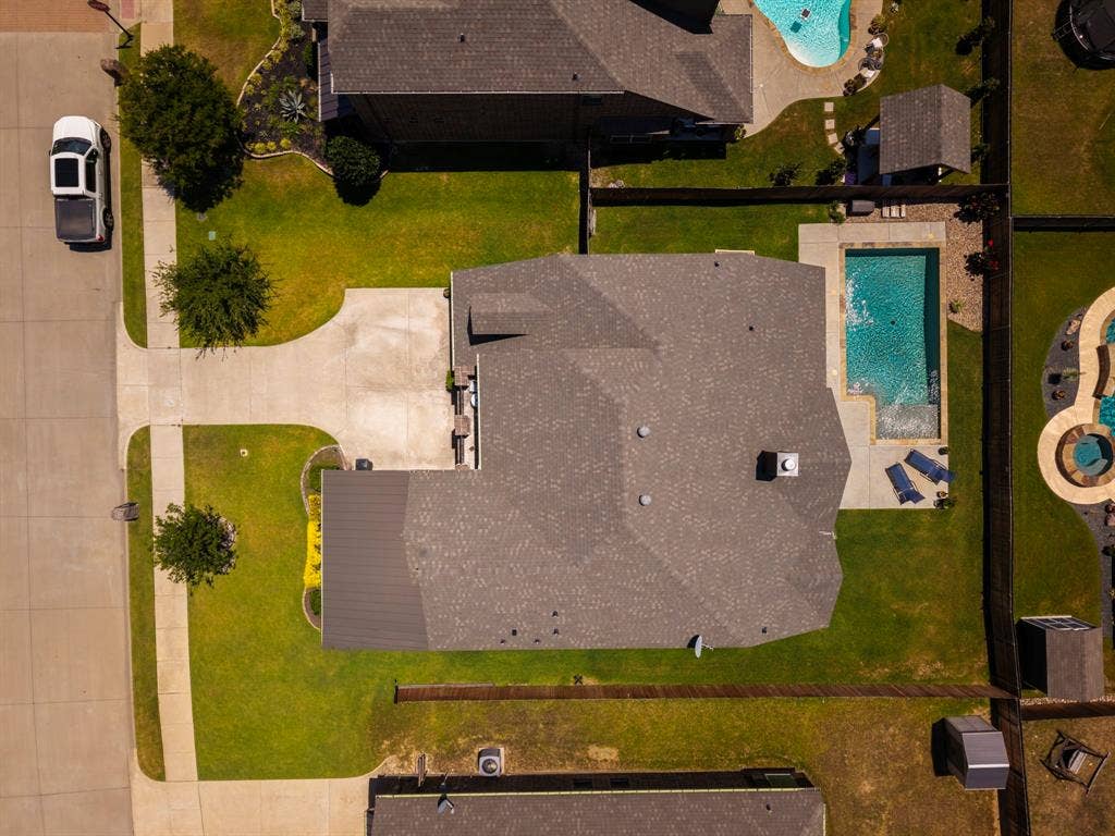 606 Lonesome Dove Drive, Midlothian, TX 76065 606 Lonesome Dove Drive, Midlothian, TX 76065