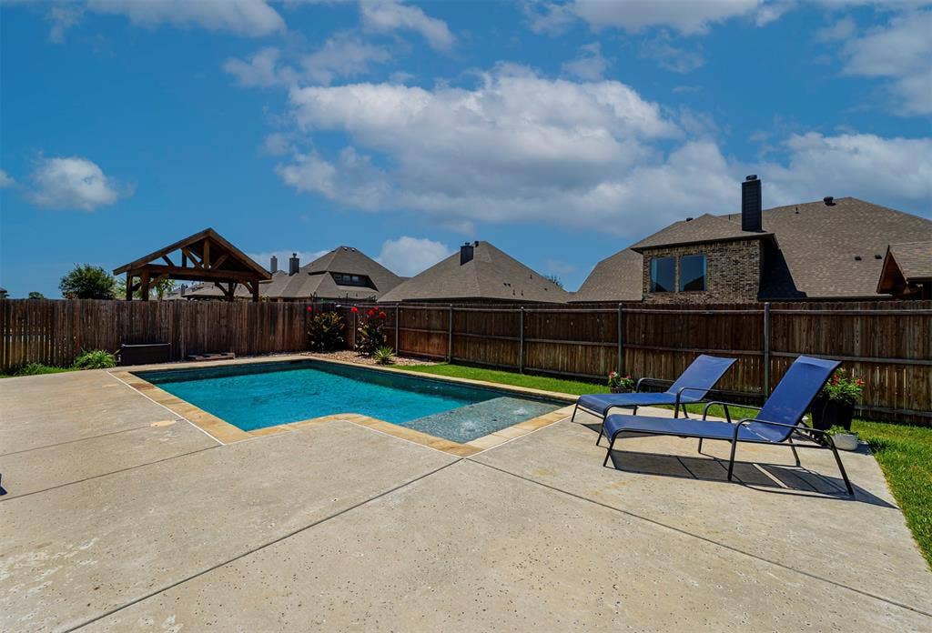 606 Lonesome Dove Drive, Midlothian, TX 76065 606 Lonesome Dove Drive, Midlothian, TX 76065