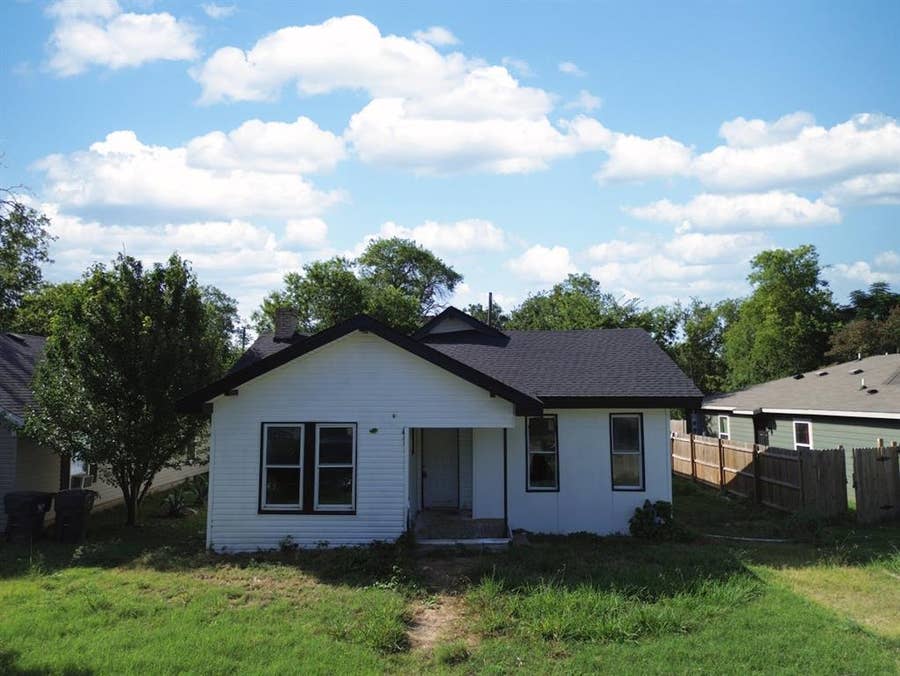 Property photo for 2210 McKenzie Avenue, Waco, TX