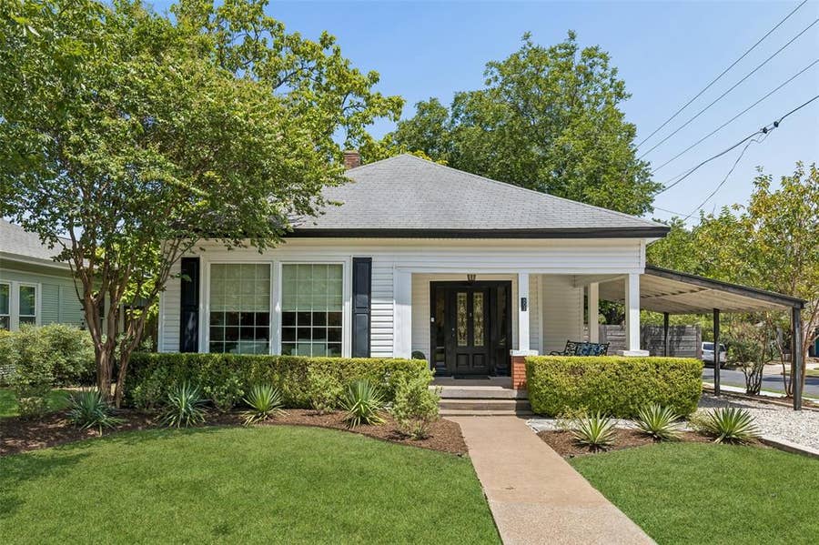 Property photo for 802 Turner Avenue, Dallas, TX