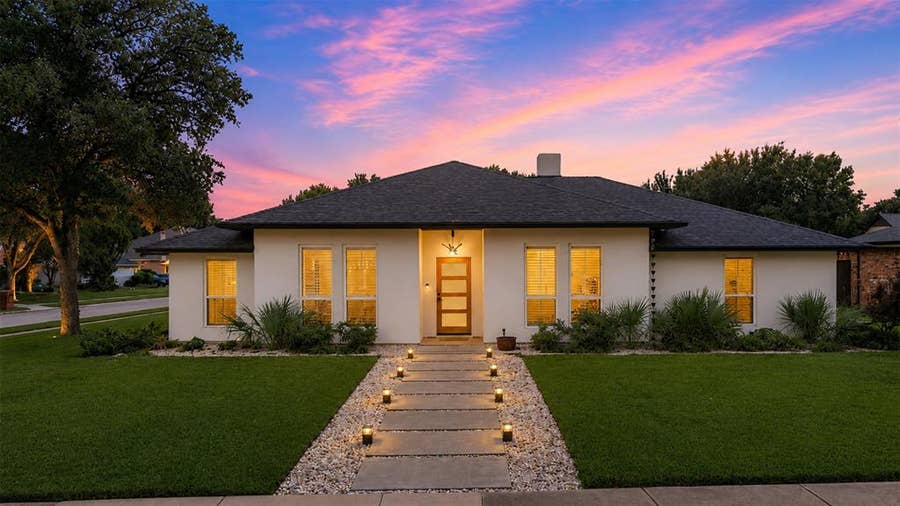 Property photo for 1414 Scottsboro Lane, Richardson, TX