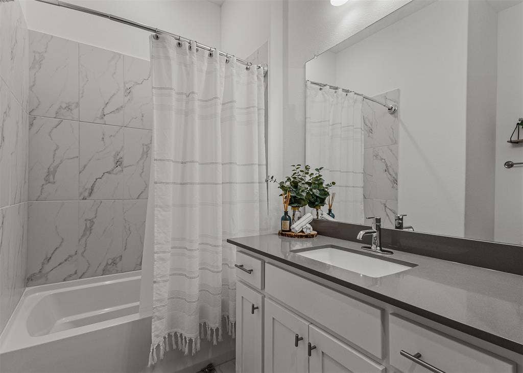 Guest bathroom of 1005 4th St, Argyle, TX in Harvest in Denton County, Texas